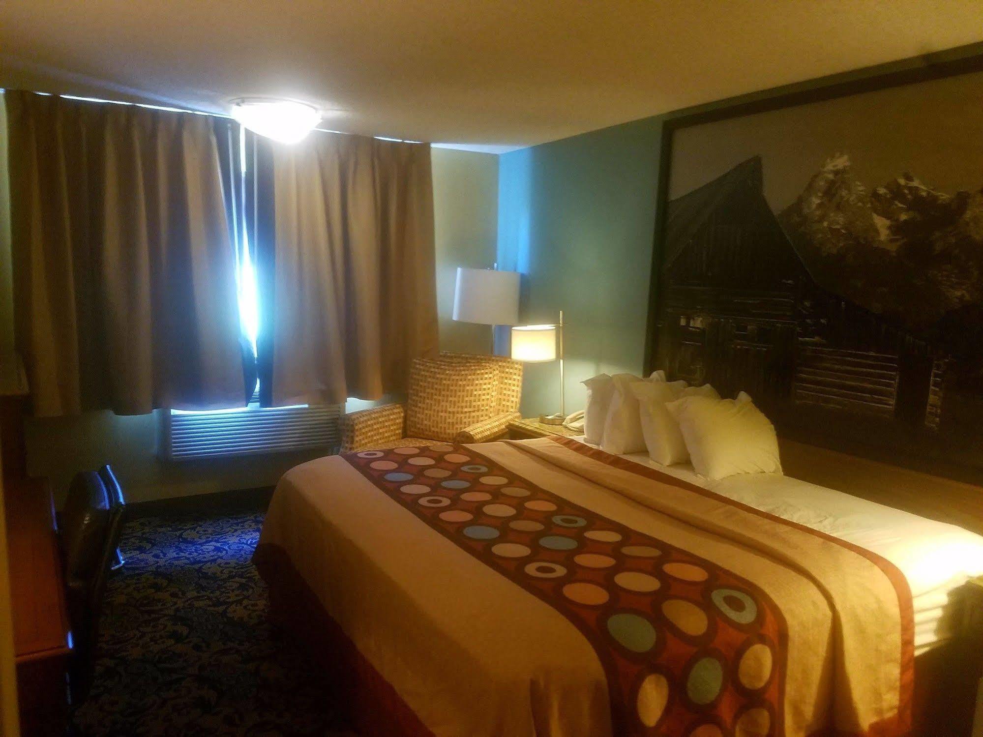 Super 8 By Wyndham Casper East/Evansville Zewnętrze zdjęcie